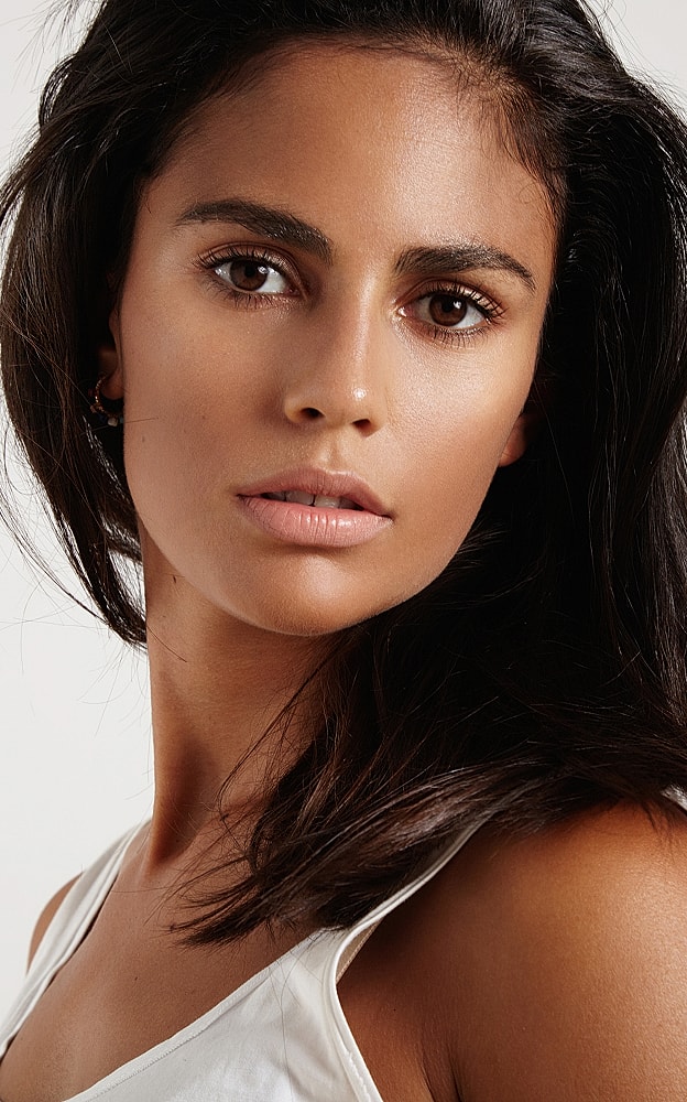 Portrait of a woman with natural makeup.